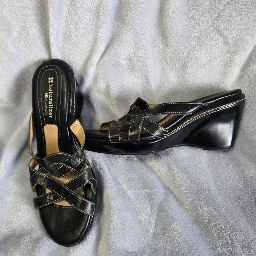 Naturalizer Black Wedge Shoes
